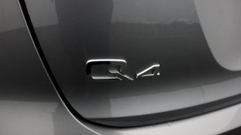 Audi Q4 e-tron S LINE