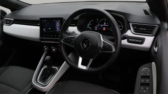 Renault Clio TECHNO E-TECH