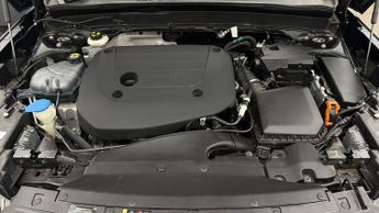 Volvo XC40 B4 R-DESIGN