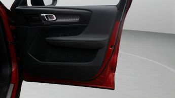 Volvo XC40 P8 FIRST EDITION AWD