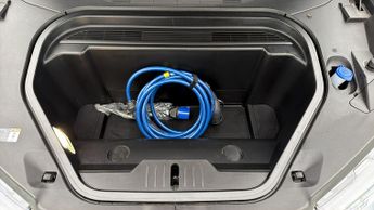 Ford Mustang Mach-E BASE