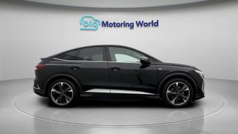 Audi Q4 e-tron SPORTBACK S LINE