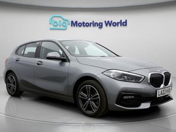 BMW 118 118I SPORT