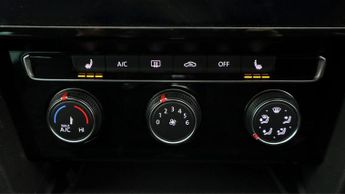 Volkswagen Passat SEL TSI EVO DSG