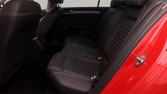 Volkswagen Passat SEL TSI EVO DSG