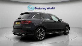 Mercedes-Benz GLC GLC 300 4MATIC AMG LINE PREMIUM PLUS