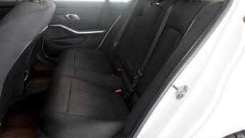 BMW 3 Series 330E SE PRO