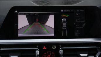 BMW 3 Series 330E SE PRO