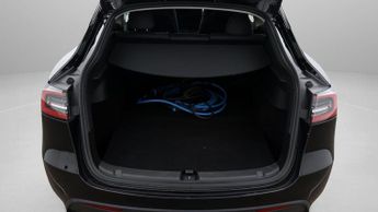 Tesla Model Y BASE
