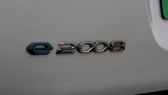 Peugeot E-2008 GT