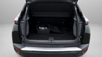 Peugeot E-2008 GT PREMIUM