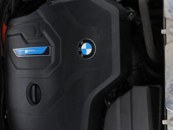 BMW 3 Series 330E M SPORT