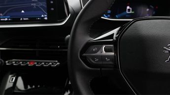 Peugeot E-208 ALLURE PREMIUM PLUS