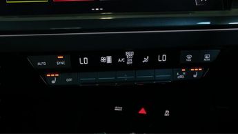 Audi Q4 e-tron S LINE