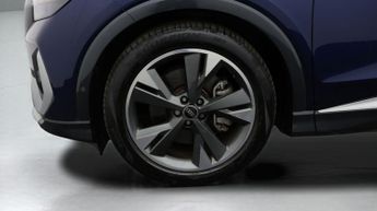 Audi Q4 e-tron S LINE