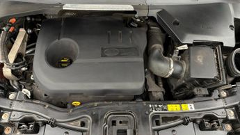 Land Rover Discovery Sport R-DYNAMIC SE