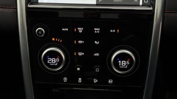 Land Rover Discovery Sport R-DYNAMIC SE