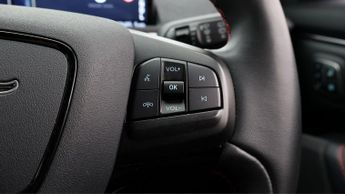 Ford Mustang Mach-E BASE