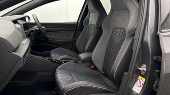 Volkswagen Golf R-LINE ETSI DSG