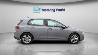 Volkswagen Golf LIFE ETSI DSG