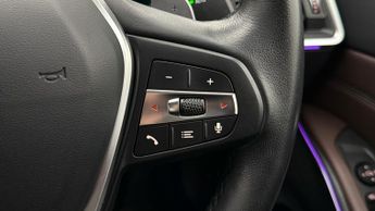 BMW 3 Series 330E SPORT PRO