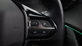 Peugeot E-208 GT LINE