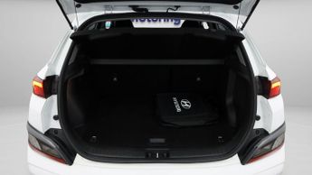 Hyundai KONA PREMIUM