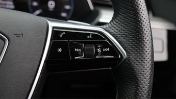 Audi e-tron SPORTBACK QUATTRO S LINE