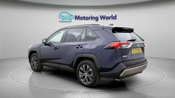 Toyota RAV4 VVT-I DESIGN