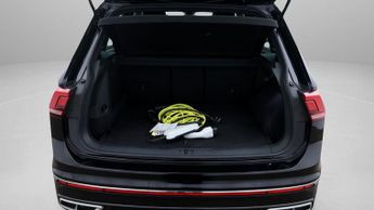 Volkswagen Tiguan R-LINE TSI DSG
