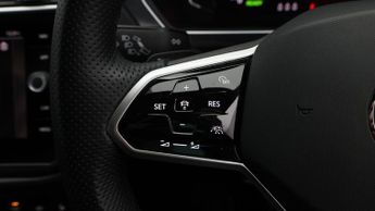 Volkswagen Tiguan R-LINE TSI DSG