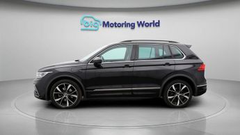 Volkswagen Tiguan R-LINE TSI DSG