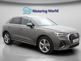 Audi Q3 TFSI E S LINE