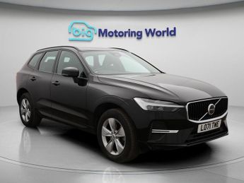 Volvo XC60 B5 MOMENTUM