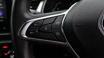 Renault Captur TECHNO E-TECH