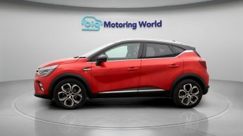 Renault Captur TECHNO E-TECH