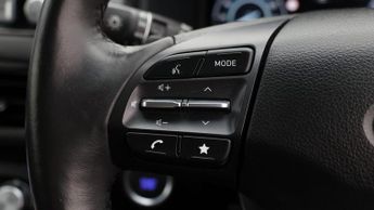 Hyundai KONA PREMIUM