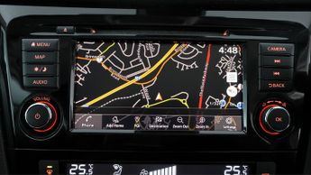 Nissan Qashqai DIG-T ACENTA PREMIUM DCT