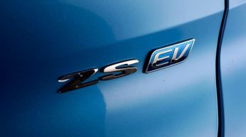 MG MG ZS TROPHY CONNECT