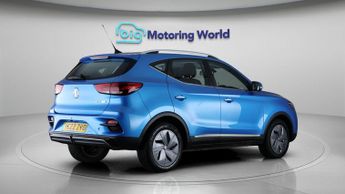 MG MG ZS TROPHY CONNECT