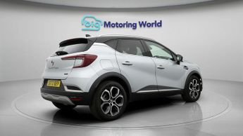 Renault Captur TECHNO E-TECH