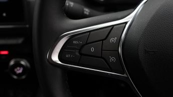 Renault Captur TECHNO E-TECH