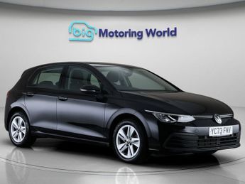 Volkswagen Golf LIFE TSI