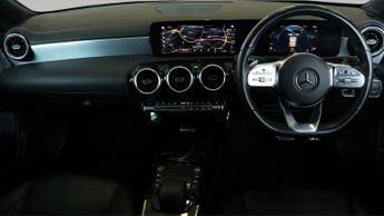 Mercedes-Benz CLA CLA 200 AMG LINE