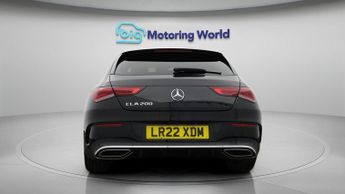 Mercedes-Benz CLA CLA 200 AMG LINE