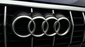 Audi Q3 TDI S LINE