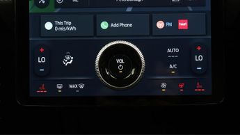 Ford Mustang Mach-E BASE