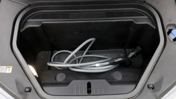 Ford Mustang Mach-E BASE