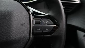 Peugeot E-2008 ALLURE PREMIUM PLUS