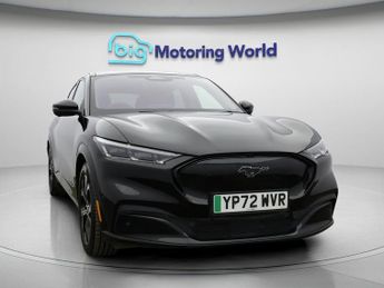 Ford Mustang Mach-E BASE